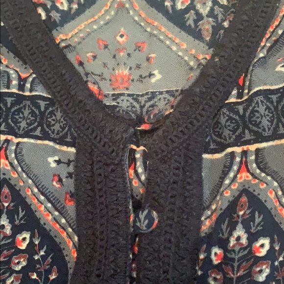 Small Roxy Romper - Picture 4 of 5